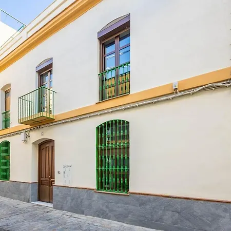Apartment Macarena, En El Centro De